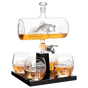 Bass Fish Wine & Whiskey Decanter Set 1100ml by The Wine Savant with 4 Bass Whiskey Glasses, Fishing Gifts, Fisherman Gifts, Boating Gifts, Drink Dispenser Scotch, Bourbon, Gifts for Dad