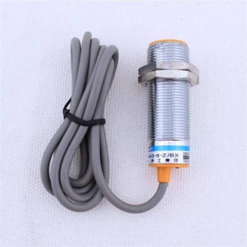Sensor de proximidad inductivo M24 de 4 cables PNP NO+NC para evitar fallos de señal 4