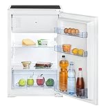 einbaukühlschrank siemens Kühlteil — Der KSE 7805.1 hat einen Gesamt-Nutzinhalt von 118 Litern. Davon sind 104 Liter Kühlraum. Mit den 3 Türablagen, den 2 Glasablagen, der transparenten Gemüseschale und der Eiablage verfügen Sie über vielfältige Variationsmöglichkeiten Ihre Lebensmittel zu lagern. Eine höhenverstellbare Glasablage ermöglicht Ihnen eine individuelle Positionierung. Zusätzlich ist das Gerät mit einer energieeffizienten LED-Innenraumbeleuchtung ausgestattet.