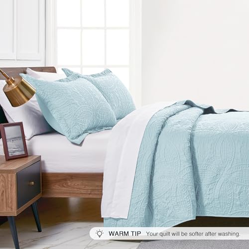 Love's cabin California King Size Quilt Set Spa-Blue Bedspreads - Soft Summer Lightweight Polyester Bedspread- Modern Style Coin Pattern Coverlet for All Season - 3 Piece (1 Quilt, 2 Pillow Shams)