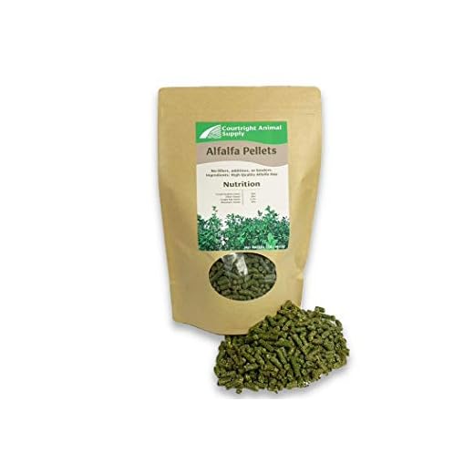 Courtright Animal Supply Alfalfa Pellets for Rabbits, Guinea Pigs, and Other Small Pets (3Lbs)