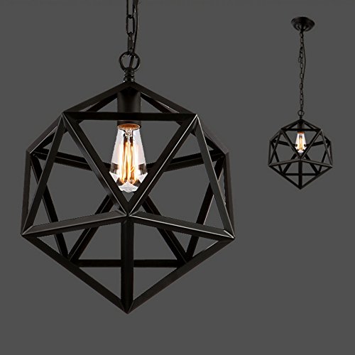 Lustre en forme de losange pour relooker un plafond bas sans l'alourdir