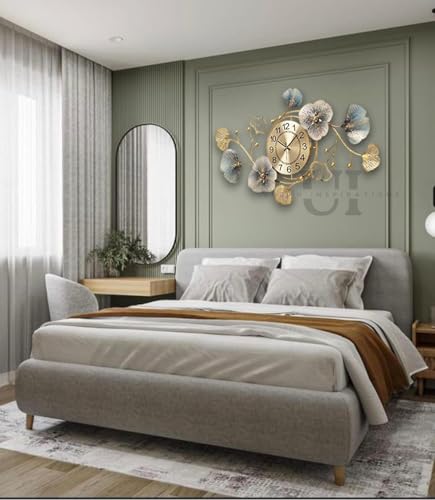 URBAN INSPIRATIONS 70cm Gold Antique Wall Clock - Image 7