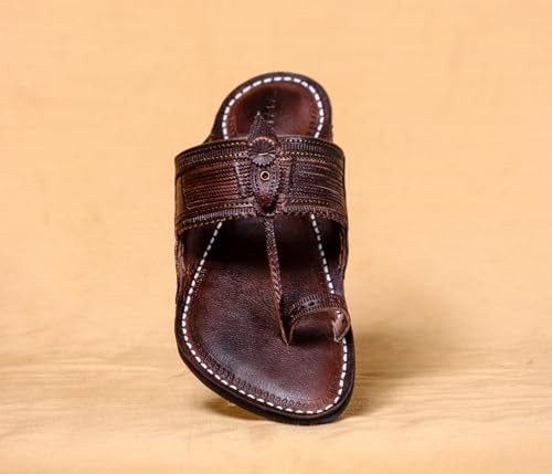 KALAPURI Step Into Elegance: The Versatile Appeal of Men's Spectrum Kolhapuri Chappals