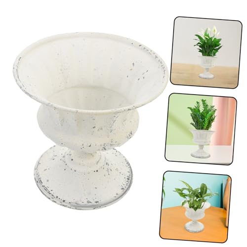 Colonne romaine jardinière rétro pour sublimer une allée de mariage