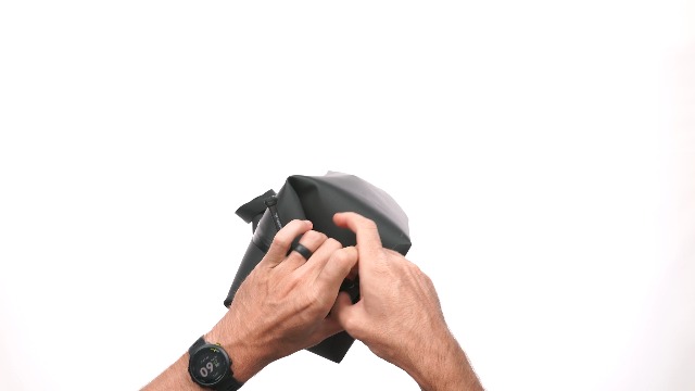 AQUA ブラック タッパー M Amazon.com : Magpul DAKA Takeout Large 8.88L Tactical Bag All