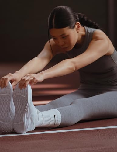 Nike Women's Journey Run Road Running Shoes2