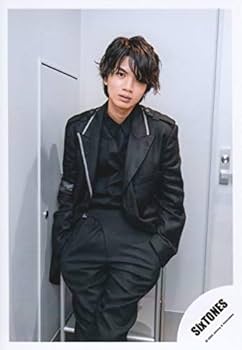 Amazon.co.jp: Six TONES 公式 生 写真（高地優吾）ST00269