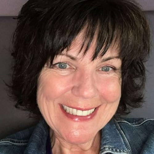 Amanda Downs: On Ikigai, Leadership, and Why Sales Isn&rsquo;t a Dirty Word copertina