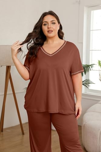 Image of Vozanet Women's Plus Size Pajama Sets Short Sleeve Long Pants Solid Color with Piping Trim Elegant Loungewear Cozy Sleepwear