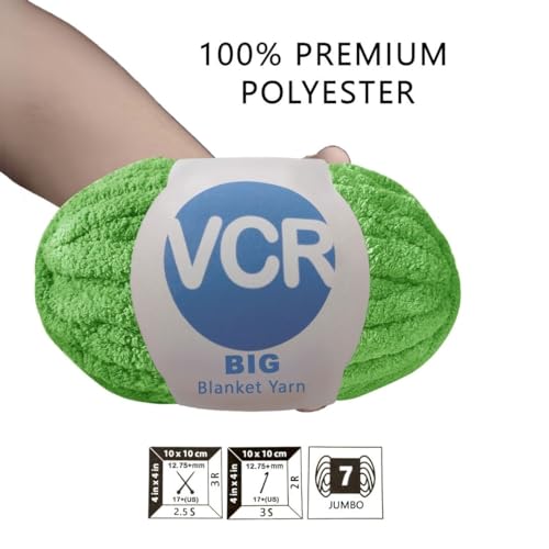 Image of VCR Green Yarn, 200 Grams Big Chunky Hank, 22 Meters Length, Suitable for Knitting Blankets and Pillows, 100% Polyester Yarn Ball for Crochet DIY, Soft Threads, Pack of 1