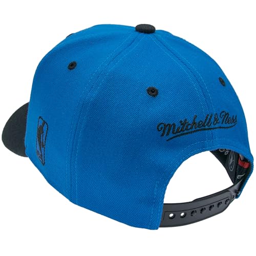 Mitchell & Ness Team Arch Casquette de Baseball avec Fermeture Classic Red Snapback - Minnesota Timberwolfes (Bleu/Noir) – vue 3