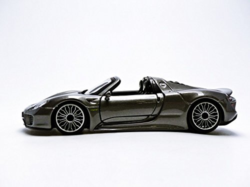 Bburago 1: 24 Scale – 21076 – Porsche 918 – 2013 – Grey