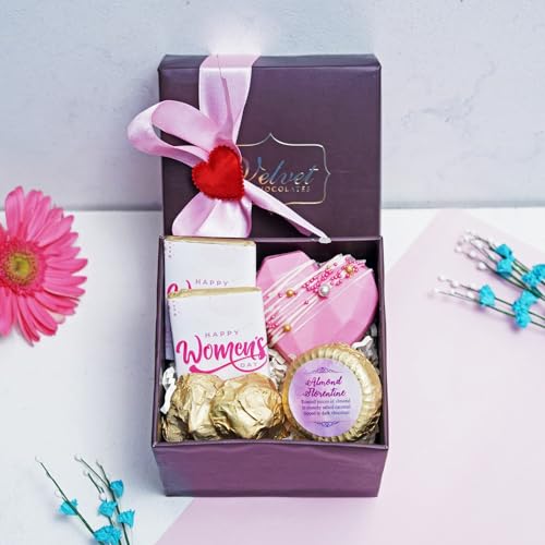 Image of Velvet Fine Chocolates Gift Hamper Sweet Love inchHeartfelt Chocolate Delights