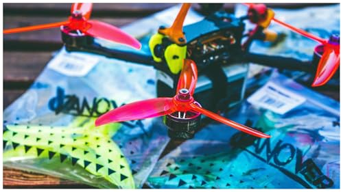 Hélice PC tripale 5 pouces Vanover5136 pour drone de course quadcopter FPV