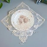 L'élégante nappe présente de beaux détails floraux qui mettent vraiment en valeur le design en dentelle, qui est délicat, simple et rehausse l'atmosphère romantique de la pièce.