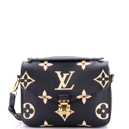 Louis Vuitton, Pre-Loved Pochette Metis