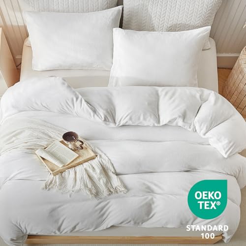Image of WARMDERN White Velvet Duvet Cover Set Super King Size, Luxury Milk Velvet Bedding Duvet Cover with Zipper Closure, 3pcs Ultra Soft Duvet Covers for All Seasons, 120 inch x 120 inch, White