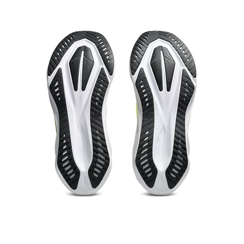Image of ASICS Men's NOVABLAST 5 Running Shoes
