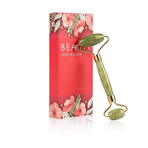 An exquisite jade roller massager can effectively eliminate puffiness and dark circles and help thin your face. (green)