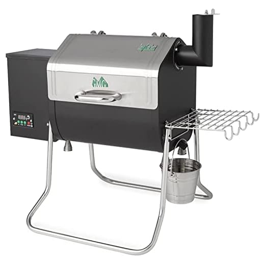 Green Mountain Davy Crockett Sense Mate Electric Wi-Fi Control Foldable Portable Wood Pellet Tailgating Grill with Meat Probe, Black