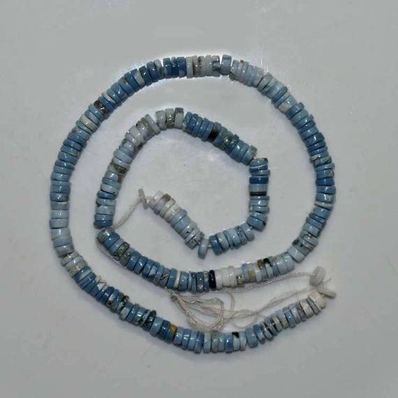 LKBEADS Naturalne niebieskie koraliki z opalu - niebieski opal gładkie koraliki do opon - rozmiar około 6 mm - 40 cm 1 sznurek