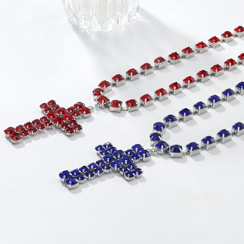 Collier croix surdimensionnée en métal robuste et collier superposé