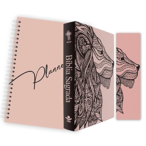 Kit Leão Rosa – Planner Capa Lisa + Bíblia Brochura NTLH + Marca Página: