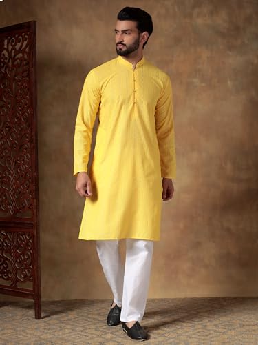 Image of Men's Solid Regular Fit Ethnic Wear White Kurta Pajama Set with Front Pocket