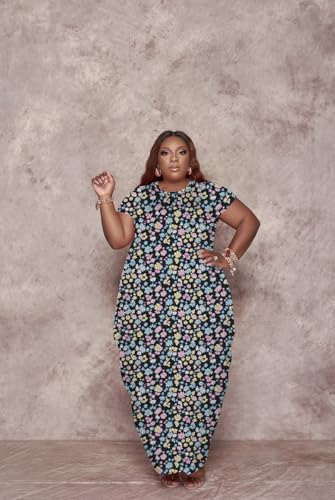 Image of YeGine Oversize Tshirt Dress Plus Size Short Sleeve Maxi Dress with Pockets
