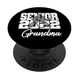 Diseño familiar a juego para jugadores de hockey, mamá, papá, abuela, abuelo, hermano o hermana. Haz clic en nuestro enlace de marca Class of 2022 Camisetas y regalos de hockey para ver más