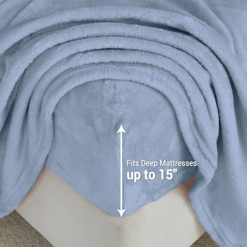 Image of Viviland Plush Microfleece Queen Bed Sheet Set, Dusty Blue | Soft Flannel-like Fleece, 100% Polyester, Fluffy Velvety Feel, 200GSM, 15 inch Deep Pocket, Warm Winter Gift & Decor