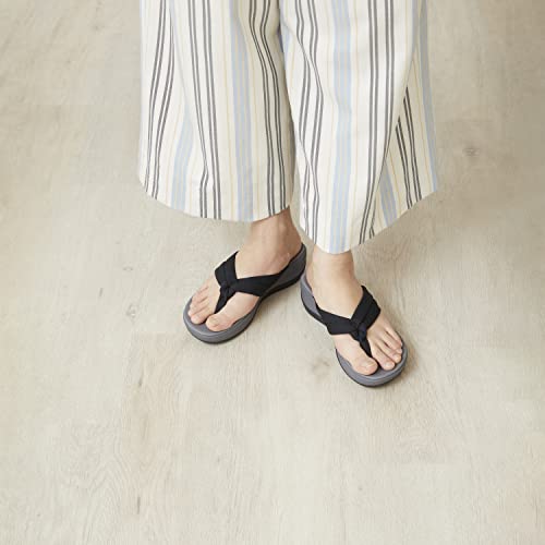 Image of Clarks Women's Arla Kaylie Flip-Flop