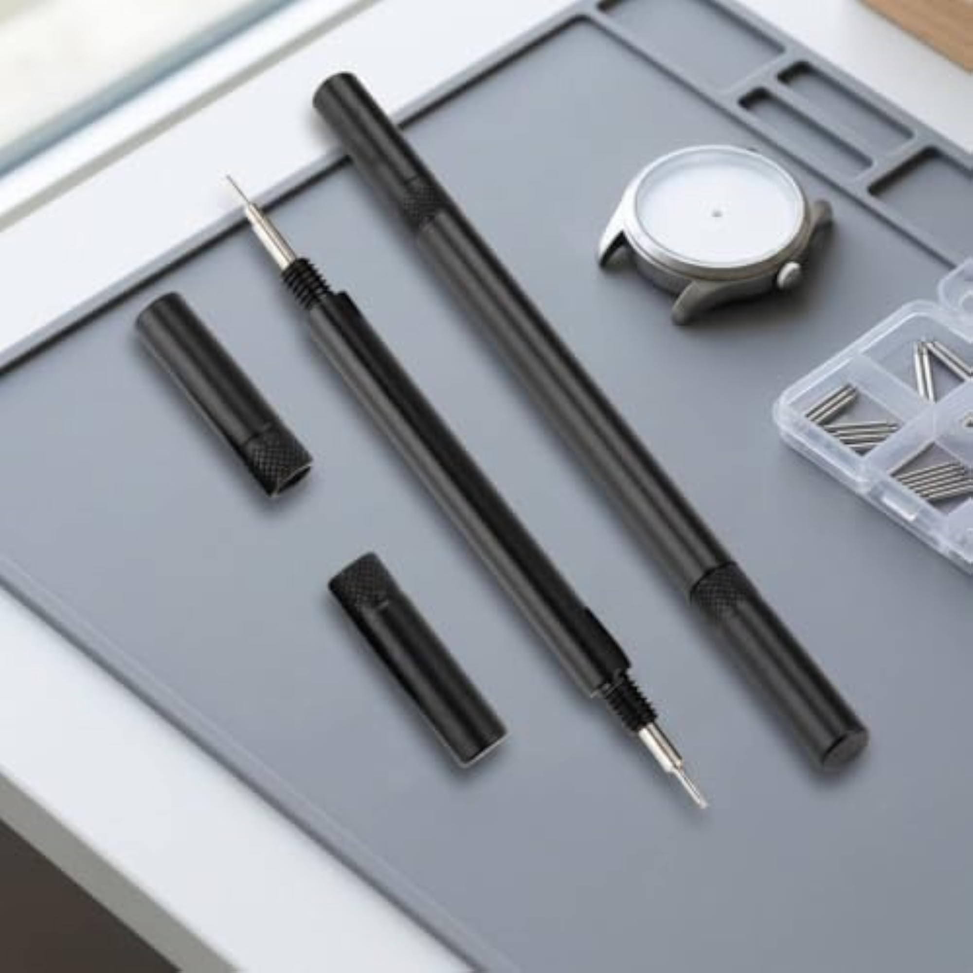 Watch Band Removal Tool with Replaceable Tips, Lightweight Aluminum