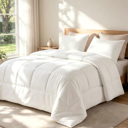 Exclusivo Mezcla Reversible Soft King Comforter Set, 3 Pieces