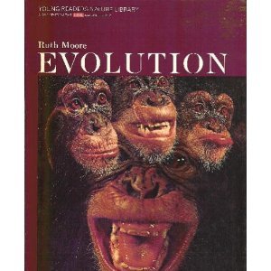Paperback Evolution (Young readers nature library) Book
