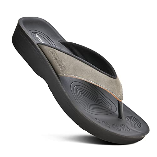 Image of AEROTHOTIC Comfy Arch Support flip flops for women Split Toe Stylish Cushioned Strap with non-slip footbed Walking Dressy Sandals Indoor and Outdoor