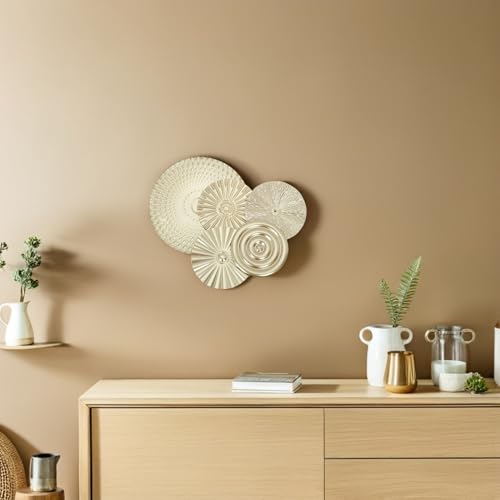 Plaques circulaires en fer Cabilock pour un salon moderne et chaleureux