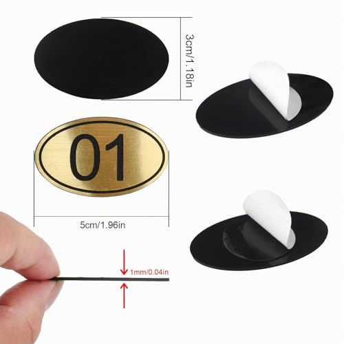 Numéros de table ovales dorés pour sublimer la décoration d'un mariage