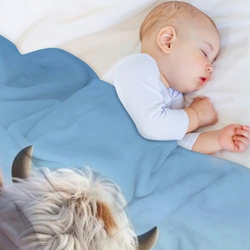 Manta de vaca mullida para tardes de cine en el sofá del salón 5
