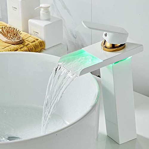 Grifo LED para lavabo de cascada blanca y dorada para un baño moderno