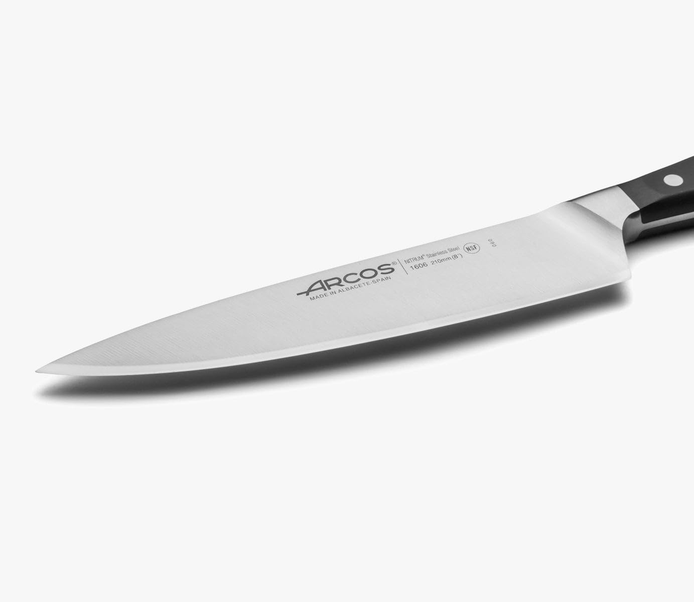 Arcos Coltello Chef Forgiato in Acciaio Inossidabile – Coltello da Cucina Professionale per Cucinare, Manico Ergonomico in Poliossimetilene e Lama da 210 mm – Nero, Serie Manhattan