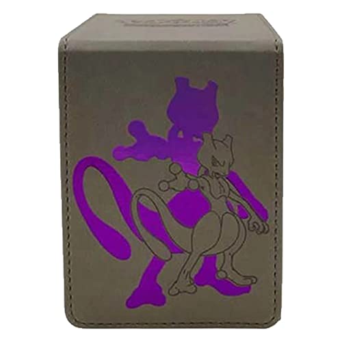 Diventa una leggenda con uno dei più iconici Pokemon leggendari di tutti i tempi. Il Mewtwo Alcove Flip Box presenta un profilo di carattere impresso su una silhouette in lamina viola su un materiale similpelle premium.