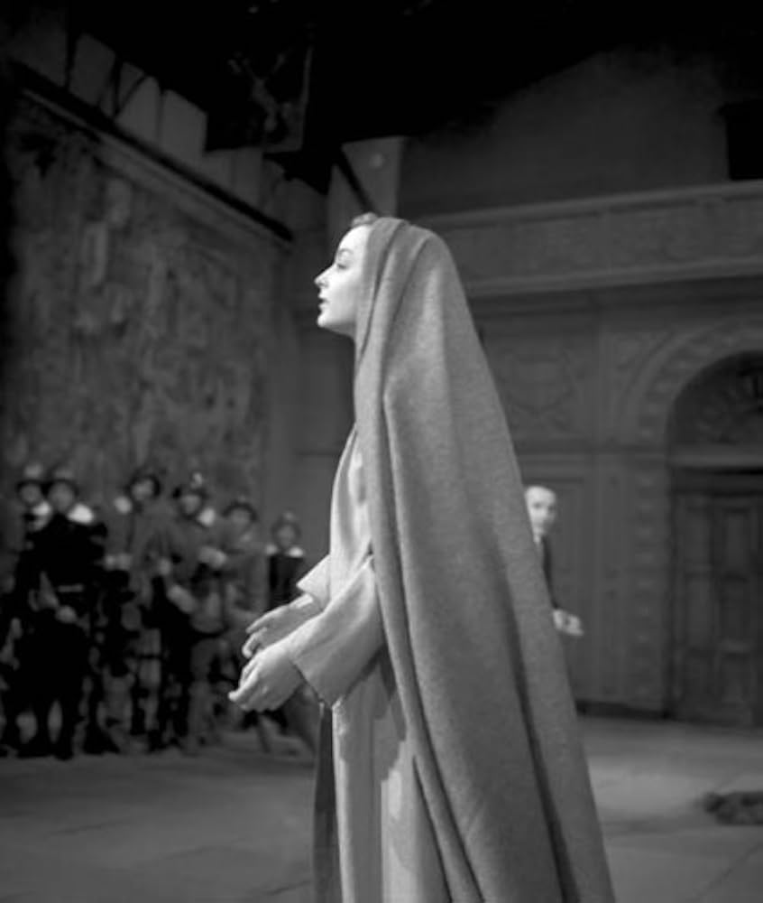 ハムレット [DVD] インノケンティ・スモクトゥノフスキー, アナスタシア・ヴェルチンスカヤ Amazon.co.jp: ハムレット [DVD] : インノケンティ・スモクトゥ