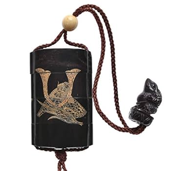 Amazon.co.jp: 印籠（いんろう） 【武者】 水牛角製 : ホビー