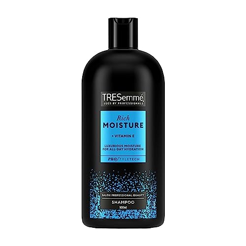 TRESemmé Moisture Rich Luxurious Moisture Shampoo, 900ml