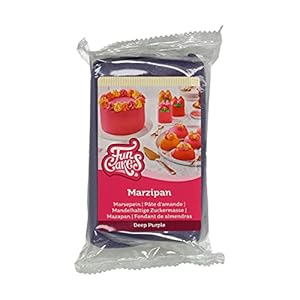FunCakes Marsepein Deep Purple: Gemakkelijk in gebruik, heerlijk van smaak, flexibel en glad, makkelijk uit te rollen…