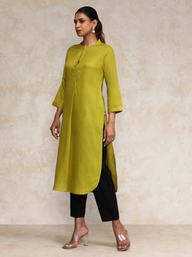 Image of Varanga Women Apple Hem, Heart Shaped Embroidered Kurta