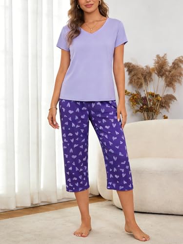 Image of YIJIU Women Soft Comfy Pajamas Cute Cat Short Sleeve Capri Pants PJS Set