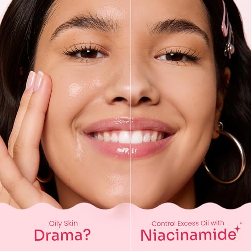 Image of Aqualogica Radiance+ Water Light Fluid Sunscreen - 25g | SPF 50+ PA++++ | In-Vivo Tested | New-age Filters | Ultra-Light Fluid Texture | For Bright & Radiant Skin | Fragrance-Free & No White Cast | 2% Nia-Hyaluron Complex | Broad Spectrum UVA /B & Blue Light Protection | Lightweight | Travel Friendly | For Men & Women | Trial Pack | Convenient for Use